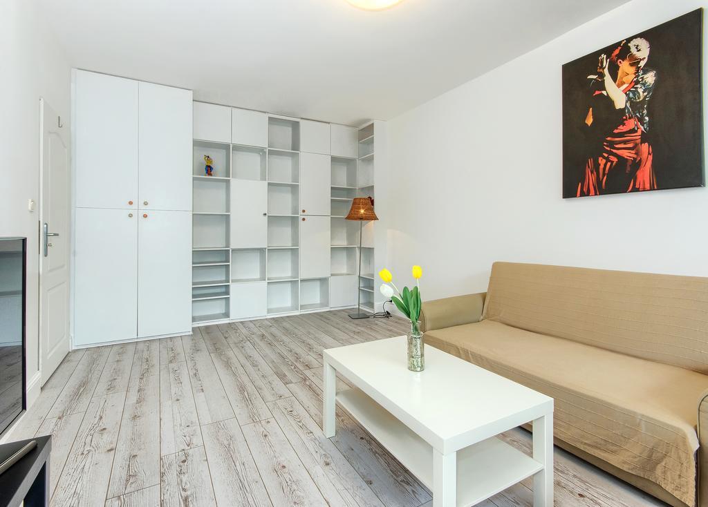 Mieszkanie Flamenco - Acco Rent กดัญสก์ ภายนอก รูปภาพ